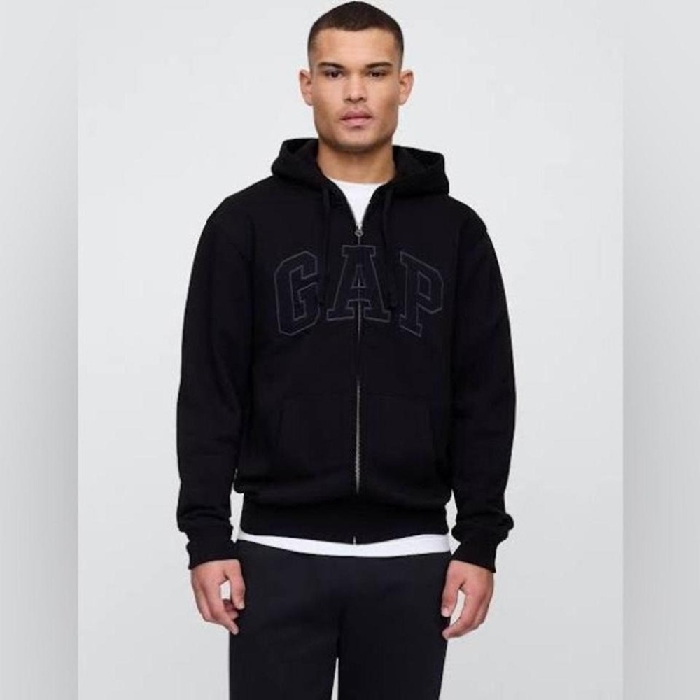 GAP Men's Black Zip Hoodie and Joggers Set MSRP $100 Size M